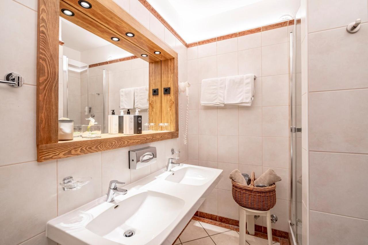 Hotel Tirolensis Tesimo Buitenkant foto